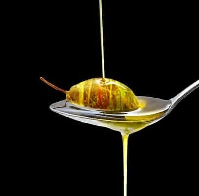 Griechisches Olivenöl Extra vergine – handverlesen